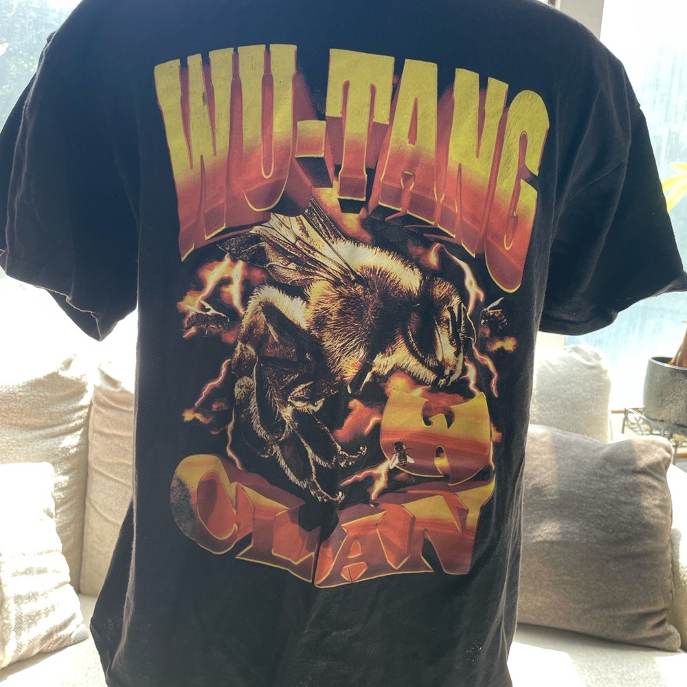 Vintage Wu-tang Short Sleeve Tee for Casual Comfort